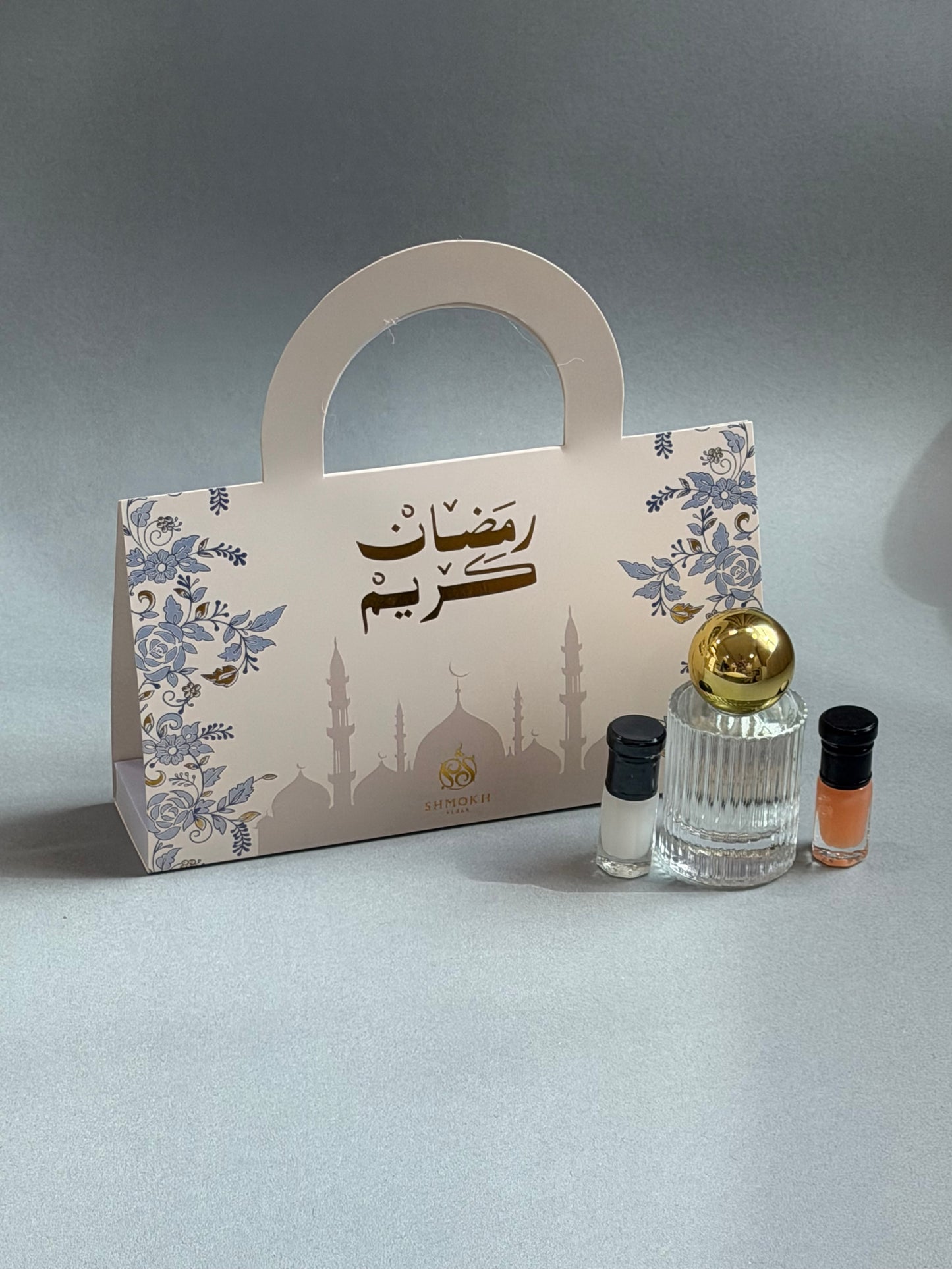10 بكسات ( عطر + نوعين من المسكً)